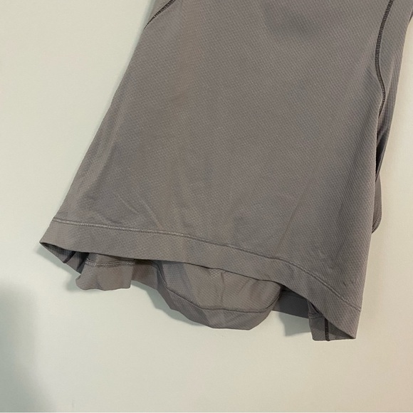 Lululemon Open Back Cropped Train Tank Medium - Picture 5 of 11